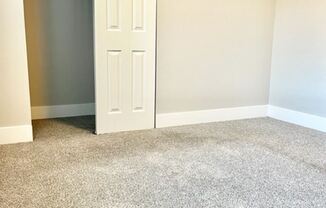 630, 690, 710, 720 ROBINHOOD DRIVE