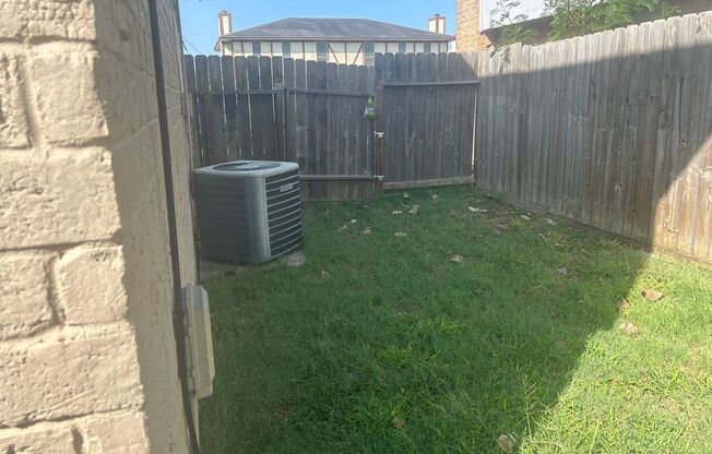 5007 Meandering Unit A - 2/Bed 1.5/Bath - $1350/month