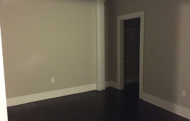 1 bed, 1 bath, 671 sqft, $1,450, Unit 5E