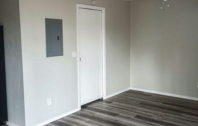 Sydney Street Villa Apartments