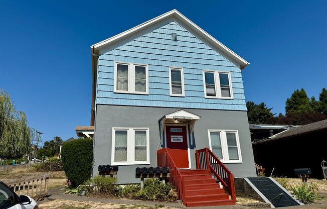 #219-8527 N Decatur St