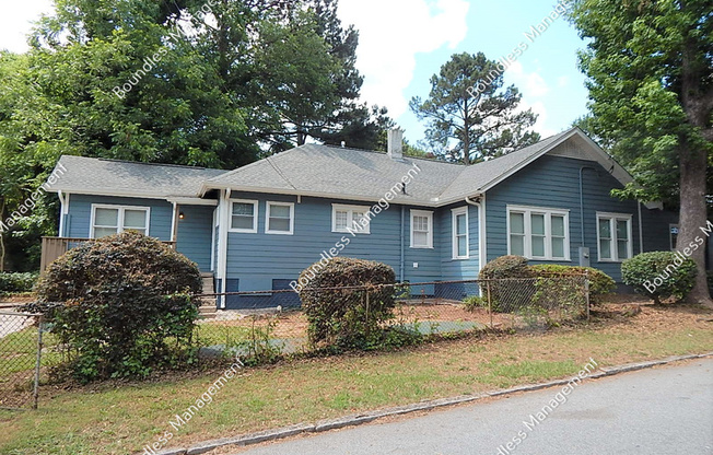 1420 LAKEWOOD AVE SE