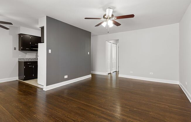 1 bed, 1 bath, 581 sqft, $1,850, Unit 506