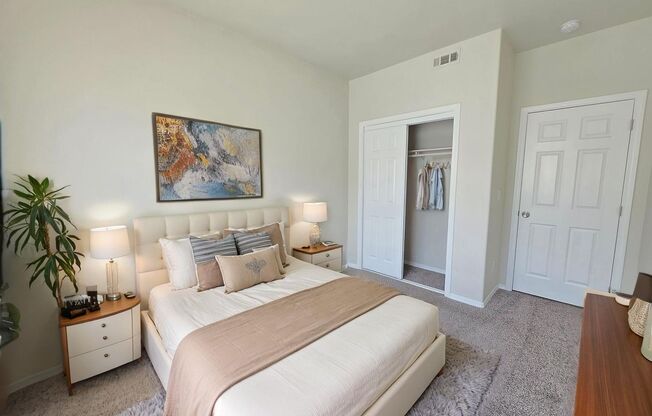 3 beds, 2 baths, 1,200 sqft, $1,750, Unit 1917-130