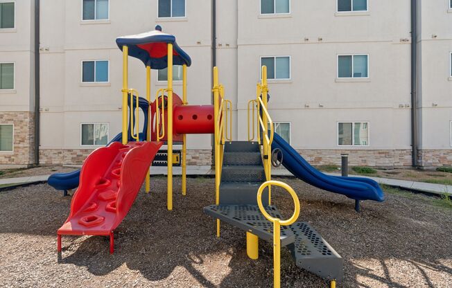 1 bed, 1 bath, 715 sqft, $1,179, Unit 523