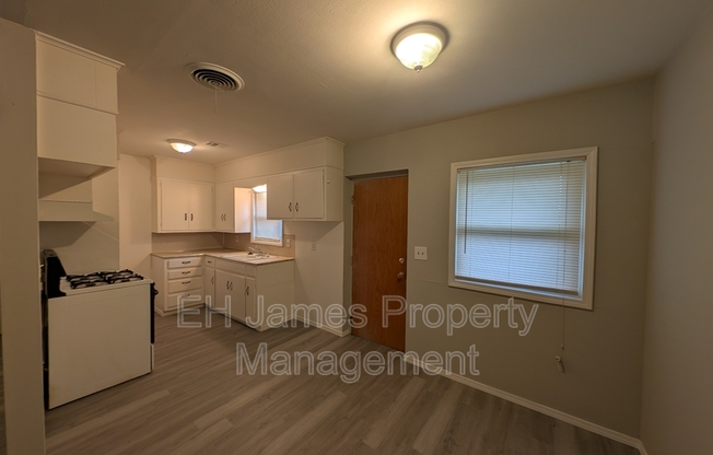 8020 E 2 ST