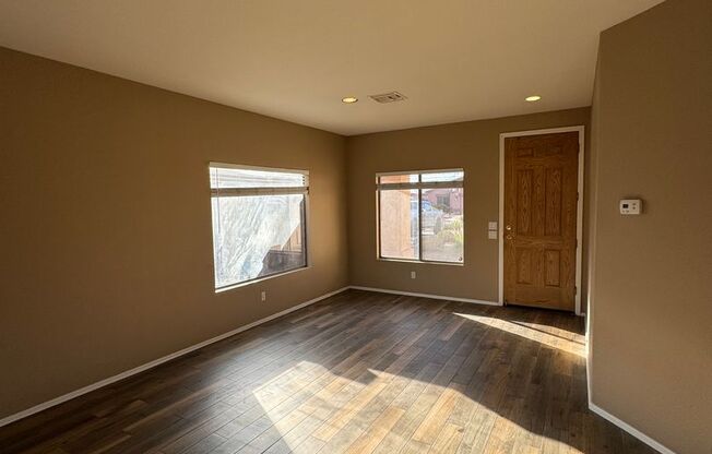 Cozy 3 Bed 2 Bath with Enclosed Den!