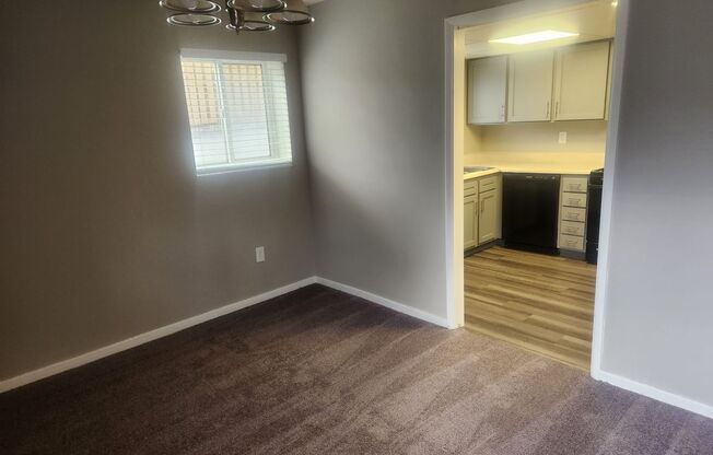 2 beds, 1 bath, 1,047 sqft, $1,425, Unit WG1-4