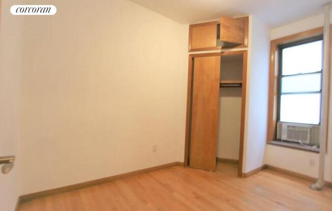 2 beds, 1 bath, $3,295, Unit 21A