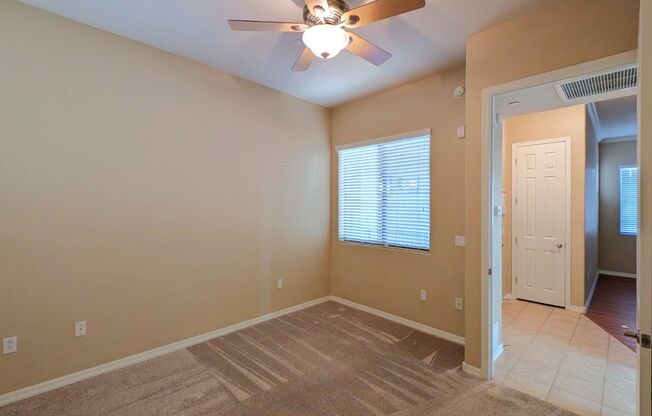 2 beds, 2 baths, $1,750, Unit Unit 2027