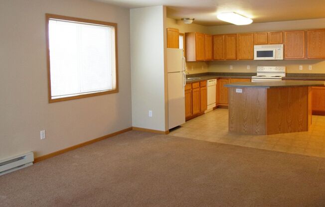 3 beds, 2 baths, 1,409 sqft, $1,720, Unit 1834-234