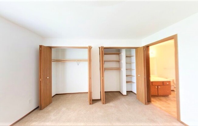 3 beds, 2 baths, 1,100 sqft, $1,745, Unit 2001-102