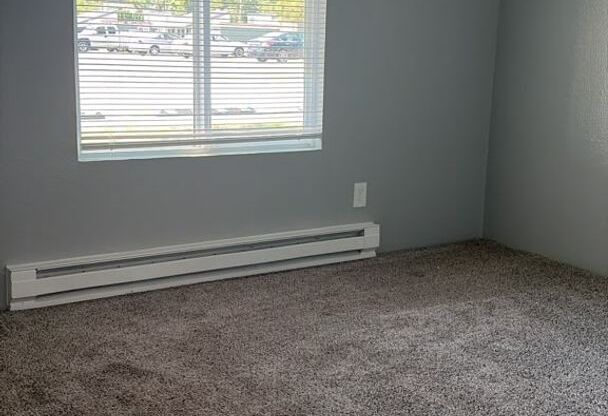 2 beds, 1 bath, 695 sqft, $1,265, Unit 505 B5