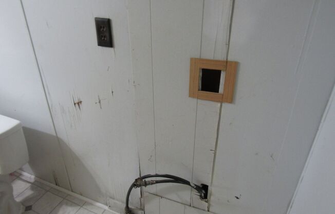 2 beds, 1 bath, $750, Unit Lot 47