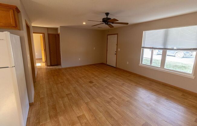 2 beds, 1 bath, $1,350