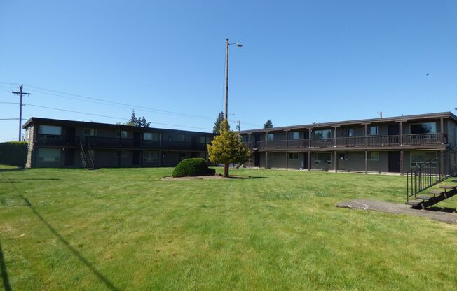 Waular04-Park Place Apartments