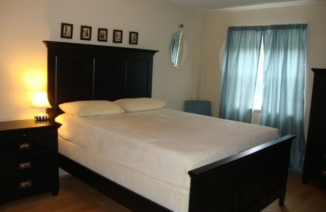 2 beds, 2 baths, 1,093 sqft, $3,700, Unit 906