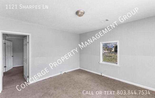 1121 SHARPES LN