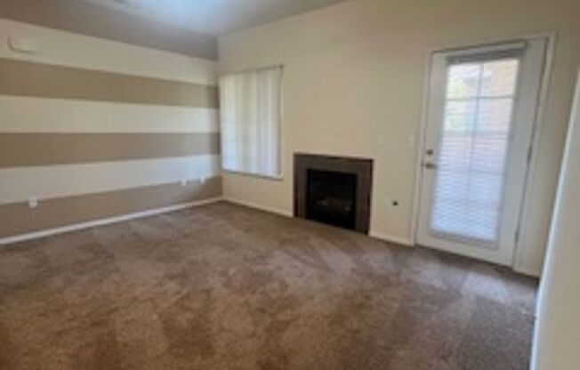 2 beds, 1 bath, 864 sqft, $1,750, Unit 9-235
