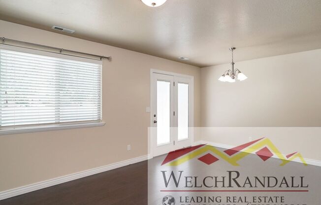 Charming 2 Bed 1.5 Bath Townhome in East Layton