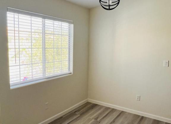 2 beds, 2 baths, 968 sqft, $1,500