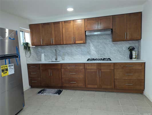 3 beds, 2 baths, $4,000, Unit 1ST FL