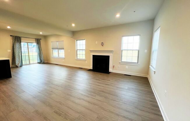 Lavish 4 BR/3.5 BA Single-Family Home in Upper Marlboro!