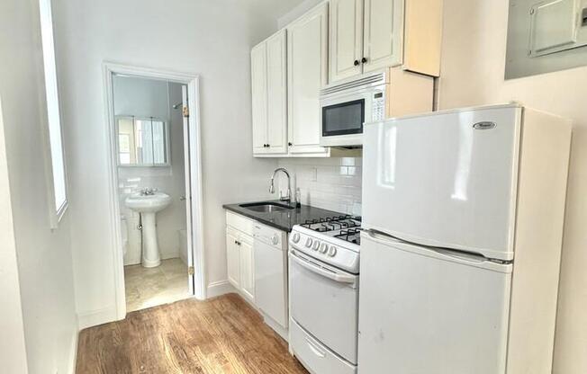 509 E 81 ST