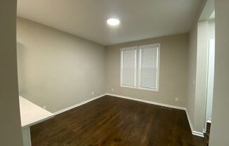 3 beds, 1 bath, $2,095, Unit 3644 - #1R