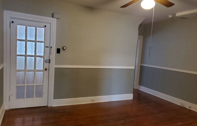 1 bed, 1 bath, $1,050, Unit Apt. 1