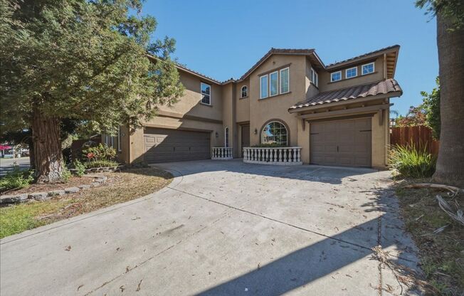 9351 Palmerson Dr
