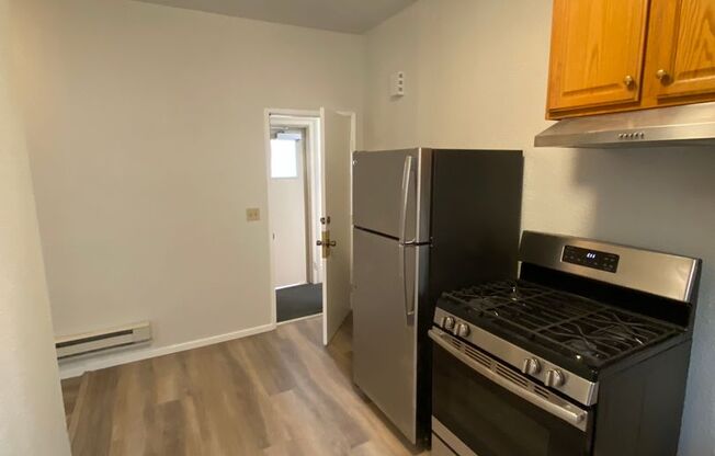 Studio, 1 bath, $1,450, Unit Unit 7