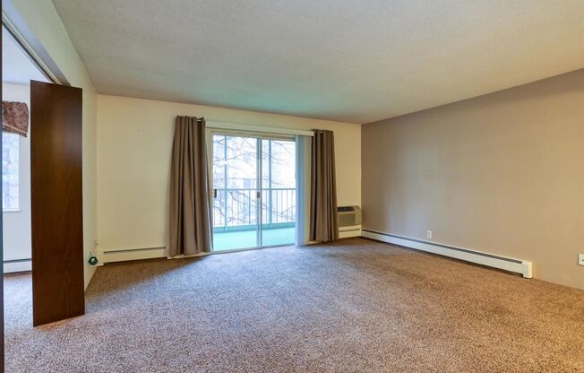 2 beds, 2 baths, $1,750, Unit Unit 210