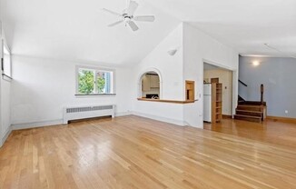 407 MAIN ST