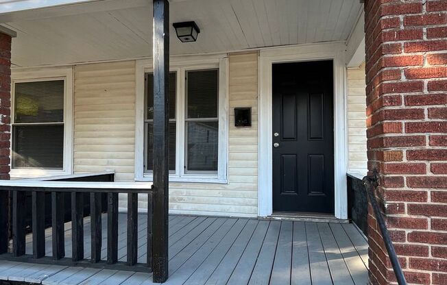 490-492 E Jenkins Ave