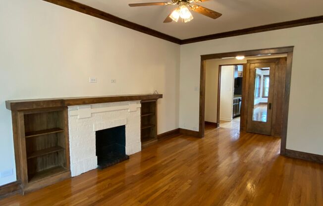 1535 W. Addison