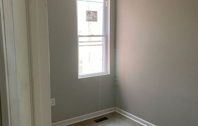 Large 3 bedroom in Germantown