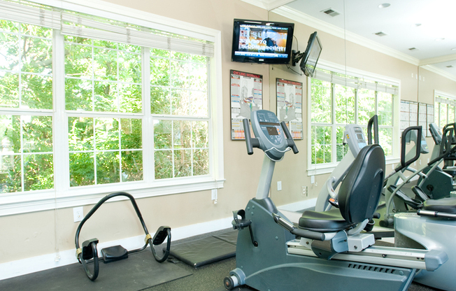 1 bed, 1 bath, 671 sqft, $1,559, Unit 28-28203