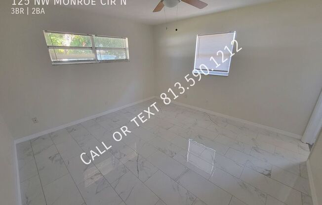 125 NW MONROE CIR N