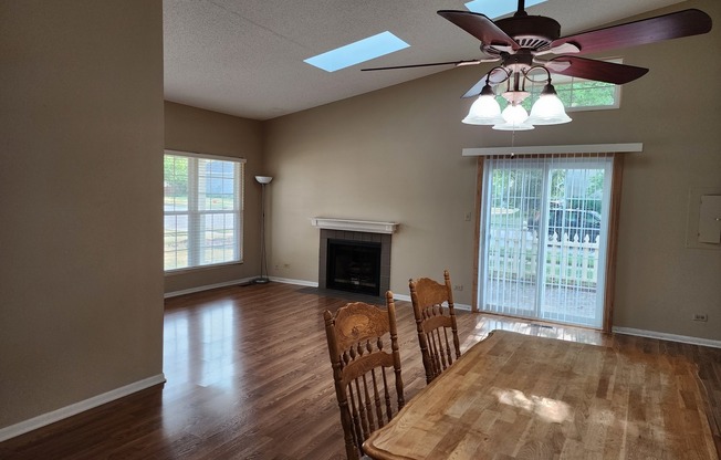 1801 APPALOOSA DR