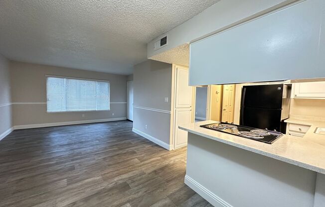 1 bed, 1 bath, 650 sqft, $1,525, Unit 494203