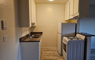 Studio, 1 bath, $1,350, Unit 26