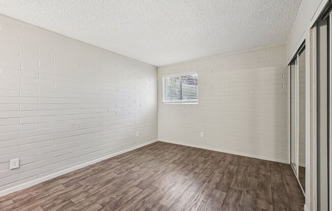 2 beds, 2 baths, 965 sqft, $1,449, Unit E021