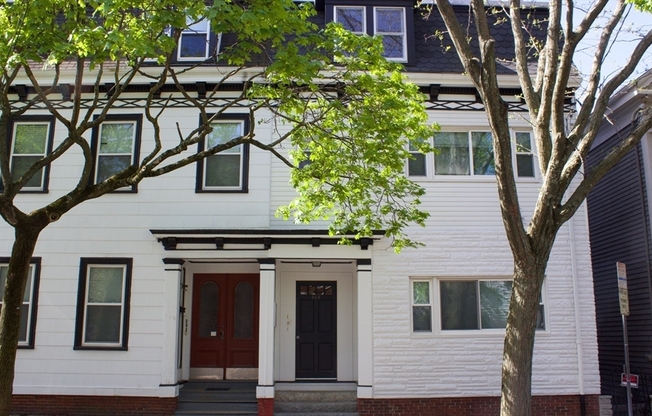 114 THORNDIKE ST