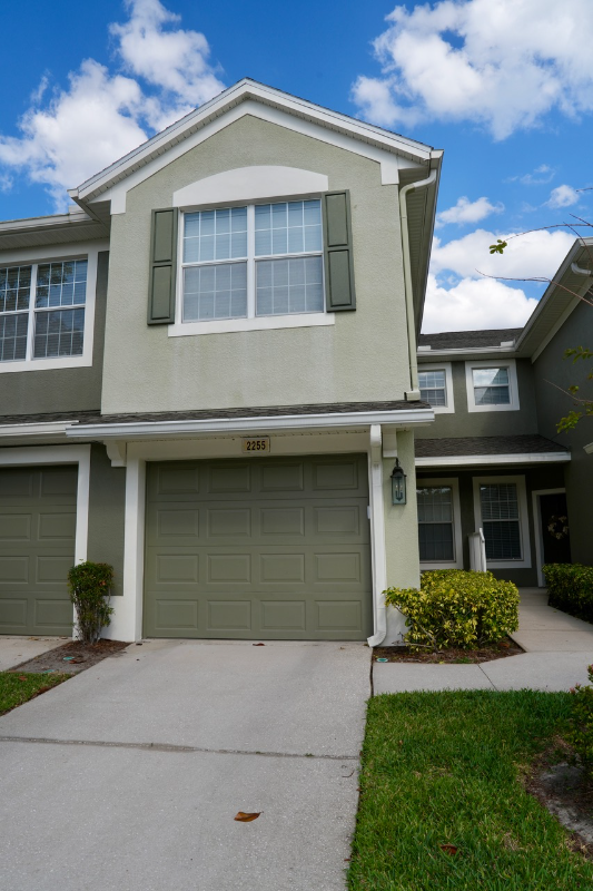2255 KINGS PALACE DR