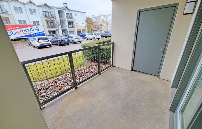 1 bed, 1 bath, 748 sqft, $2,035