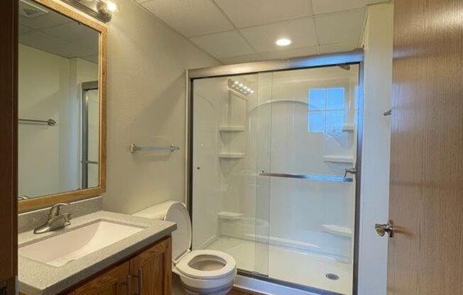 2 beds, 2 baths, 1,025 sqft, $2,000, Unit 305