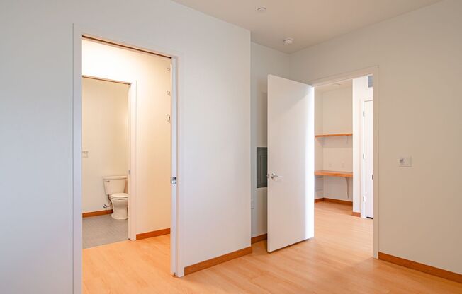 1 bed, 1 bath, 658 sqft, $1,445, Unit B517