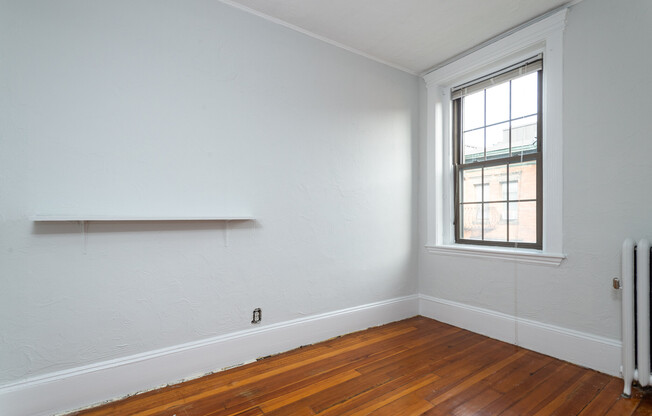 1 bed, 1 bath, 397 sqft, $2,400, Unit 7