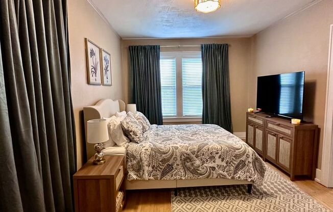 1 bed, 1 bath, $1,550, Unit 4